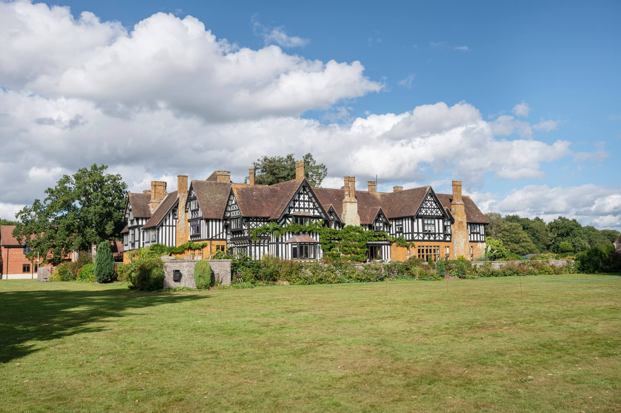 Akeley Wood Junior School — Boarding