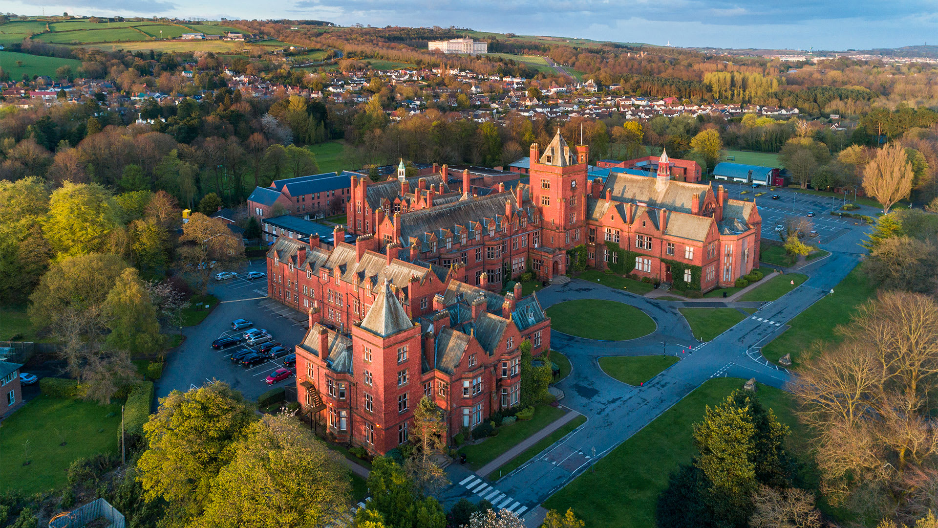 Campbell College — Campus