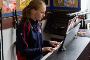 Lyndhurst School — Sports