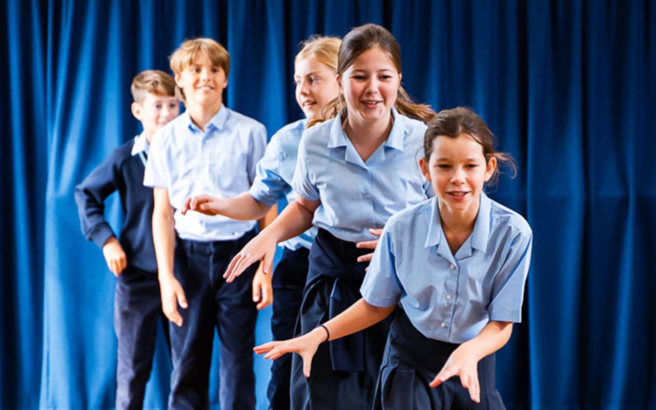 Old Buckenham Hall School — Arts