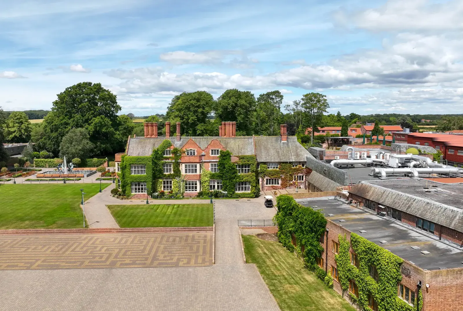 Queen Ethelburga's Collegiate — Campus