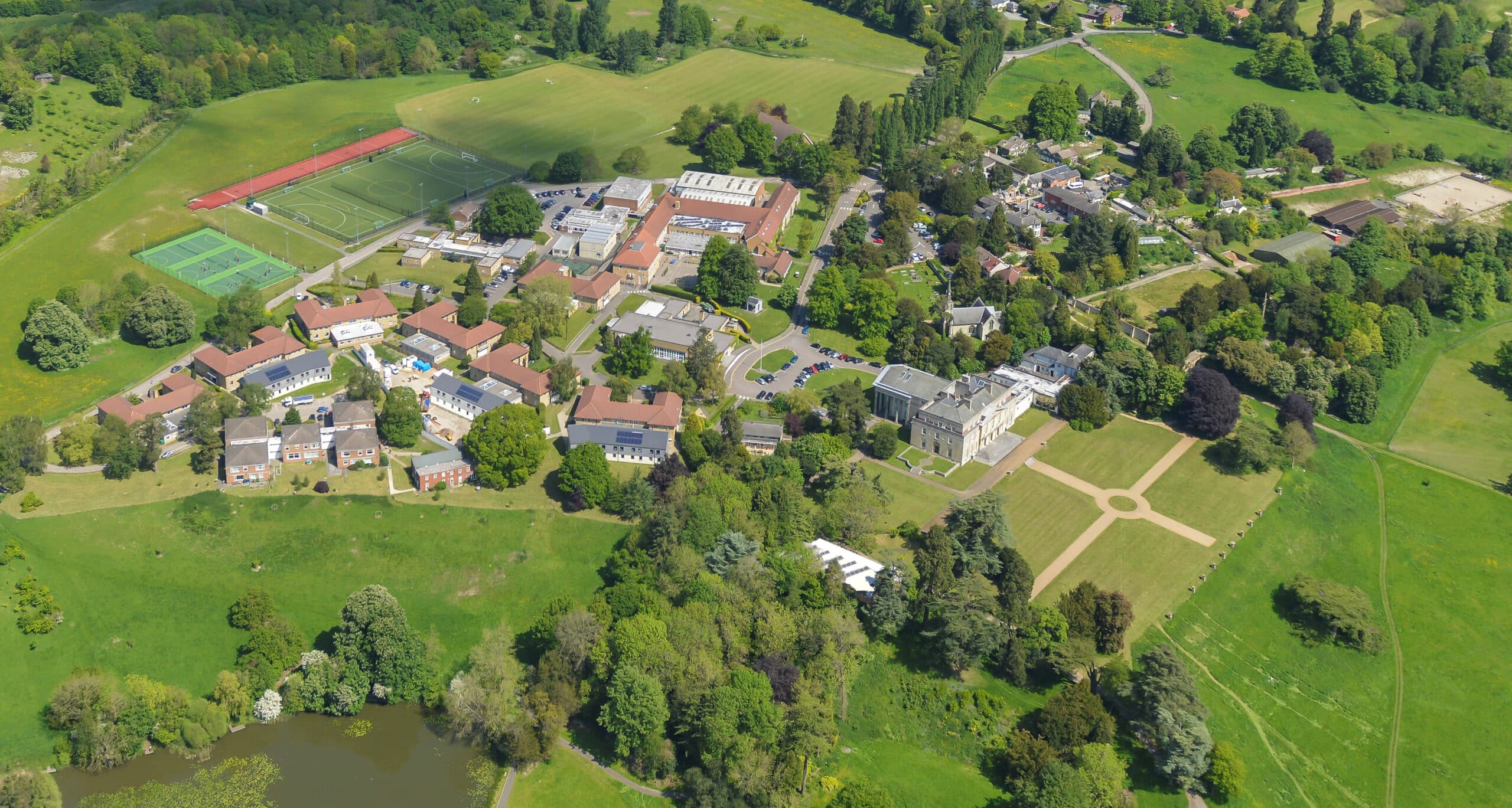Royal Alexandra & Albert School — Campus