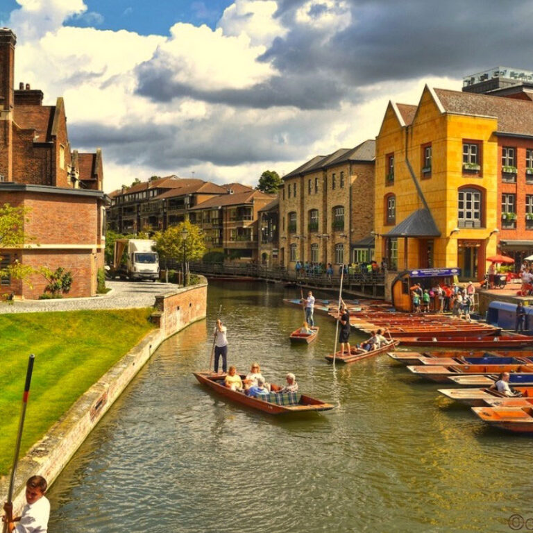 St Andrew's College Cambridge — Boarding