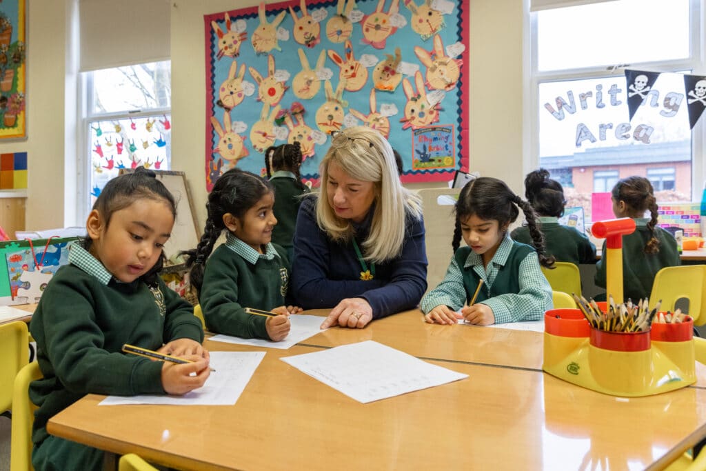 St Helen's School — Arts